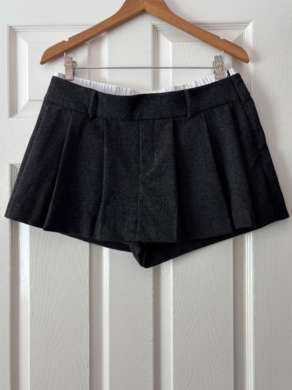 Zara Double Waist Box Pleat Skort - Gray Size L - Picture 4 of 9